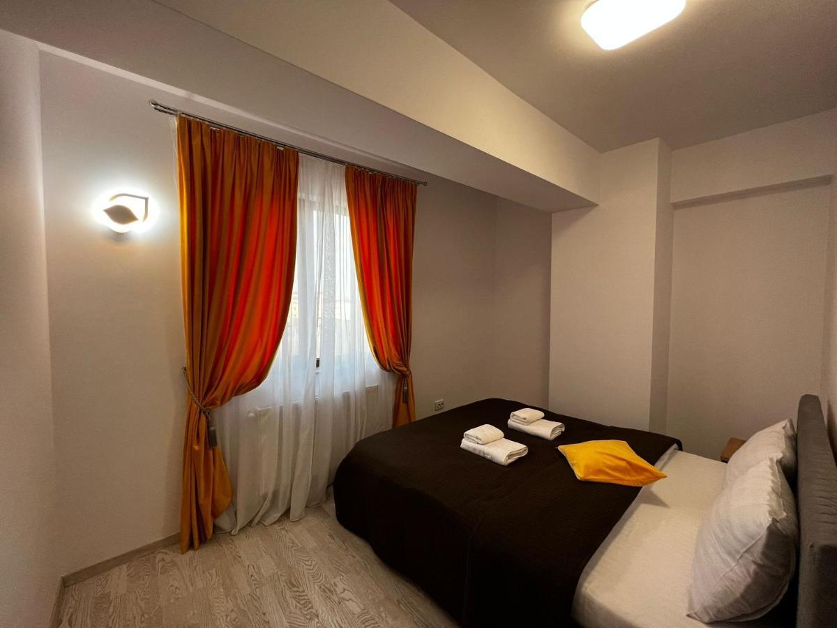 Cozy Apartments - City Center Iasi Eksteriør billede