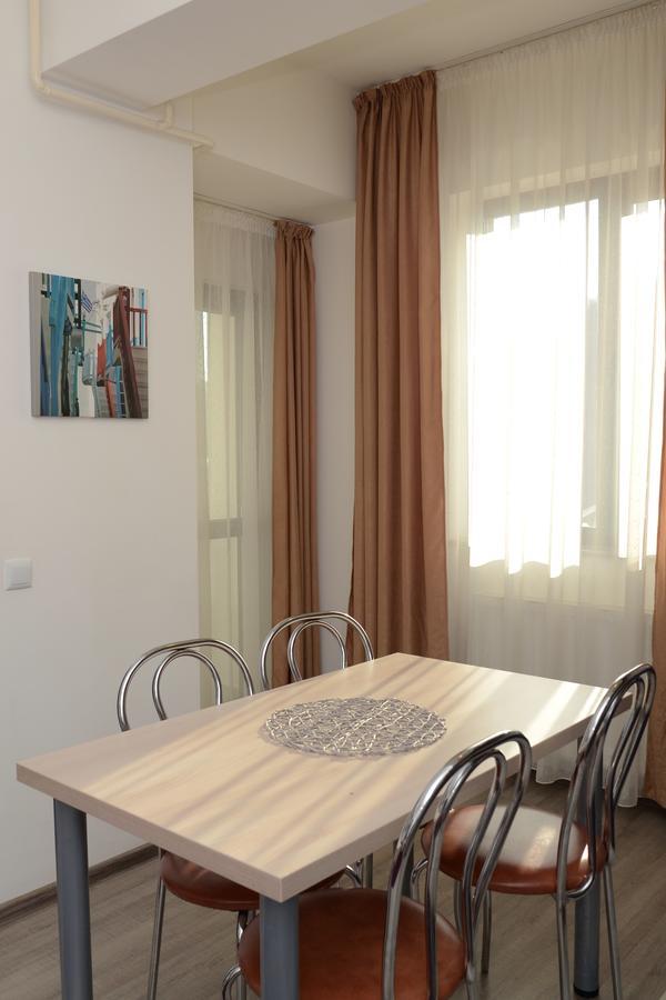 Cozy Apartments - City Center Iasi Eksteriør billede